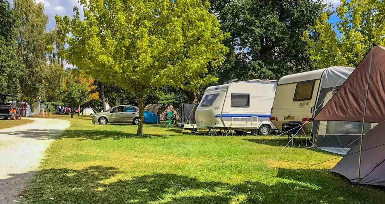 Camping Country Park Crecy La Chapelle - Site Officiel - Next To Disneyland Paris Exteriér fotografie